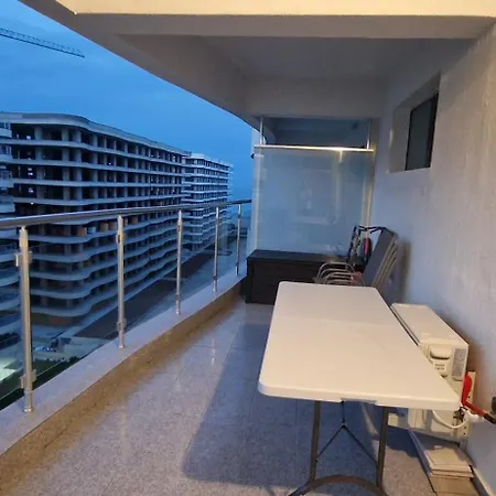 Casa Del Mar, Nord, Cu La Mare & Apartamento Mamaia